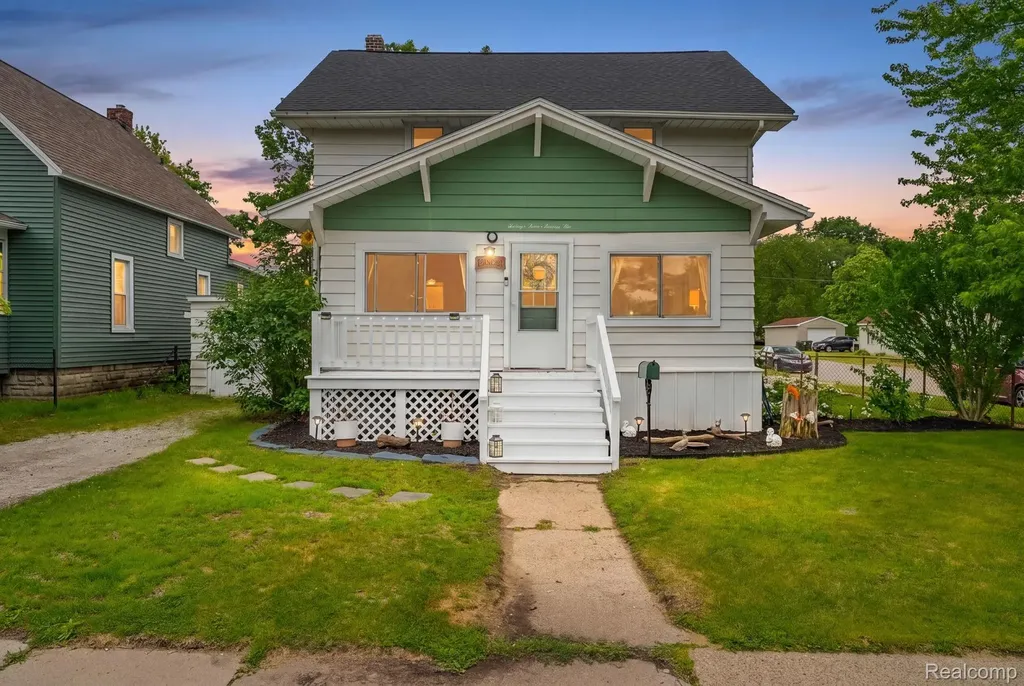 2926 South Boulevard Port Huron City MI 48060