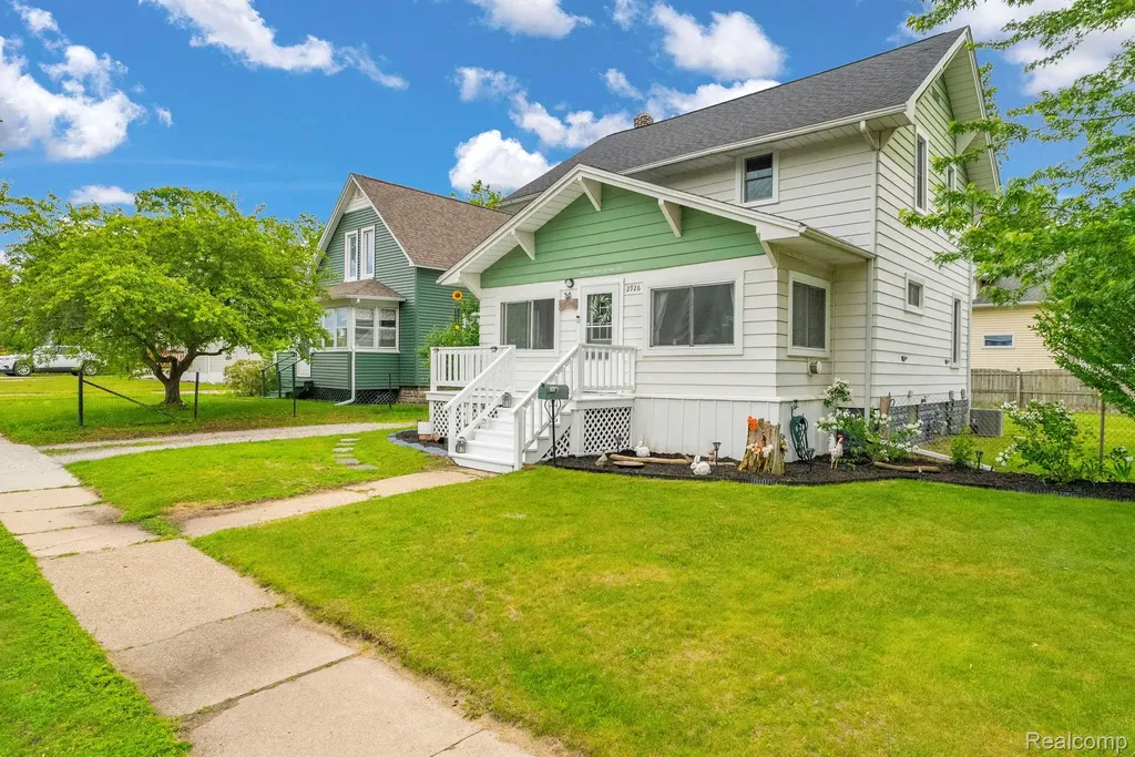 2926 South Boulevard Port Huron City MI 48060