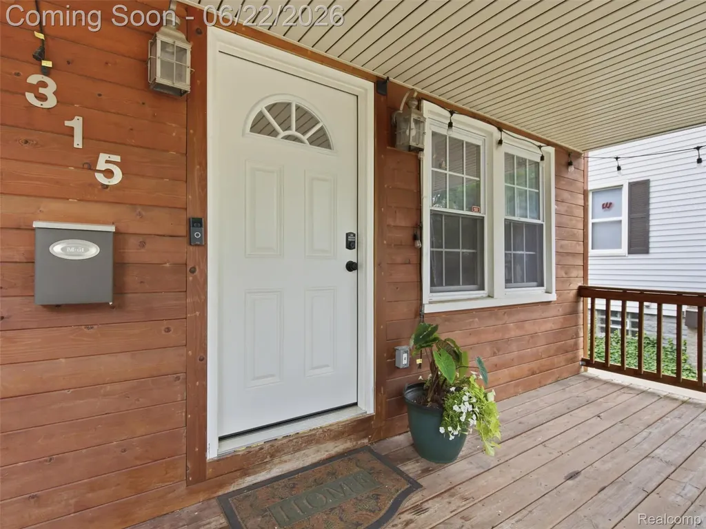 315 Leroy Street Ferndale City MI 48220