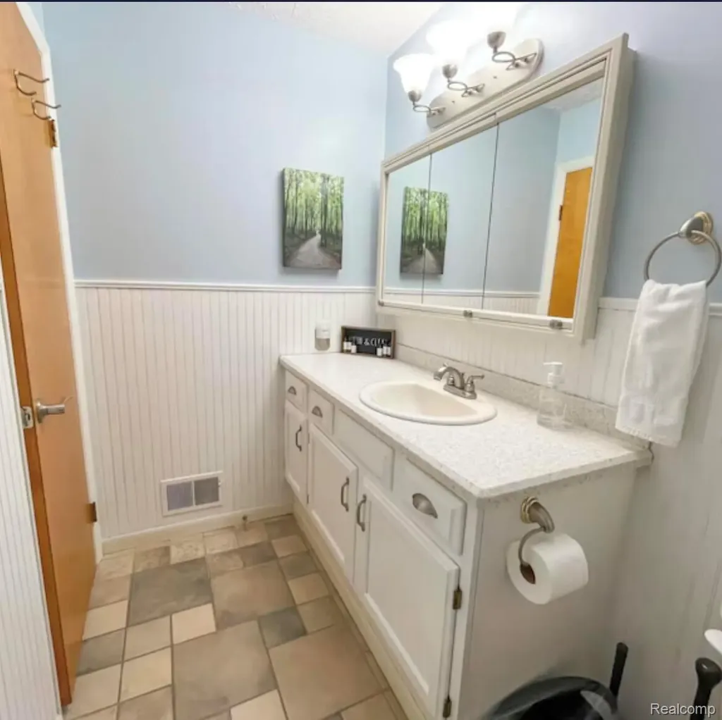 8320 Outer Drive S Long Lake Township MI 49685