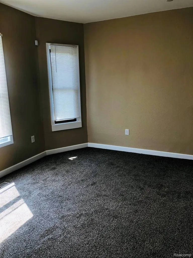 6047 Hartford St (lower Unit) Detroit City MI 48210