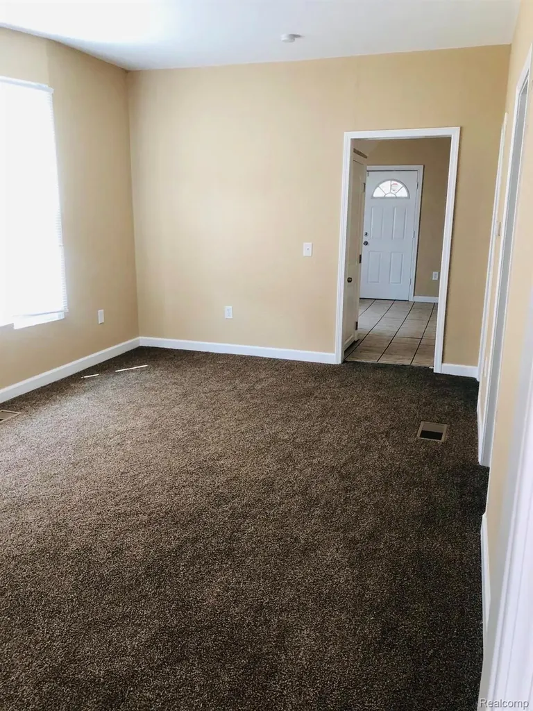 6047 Hartford St (lower Unit) Detroit City MI 48210