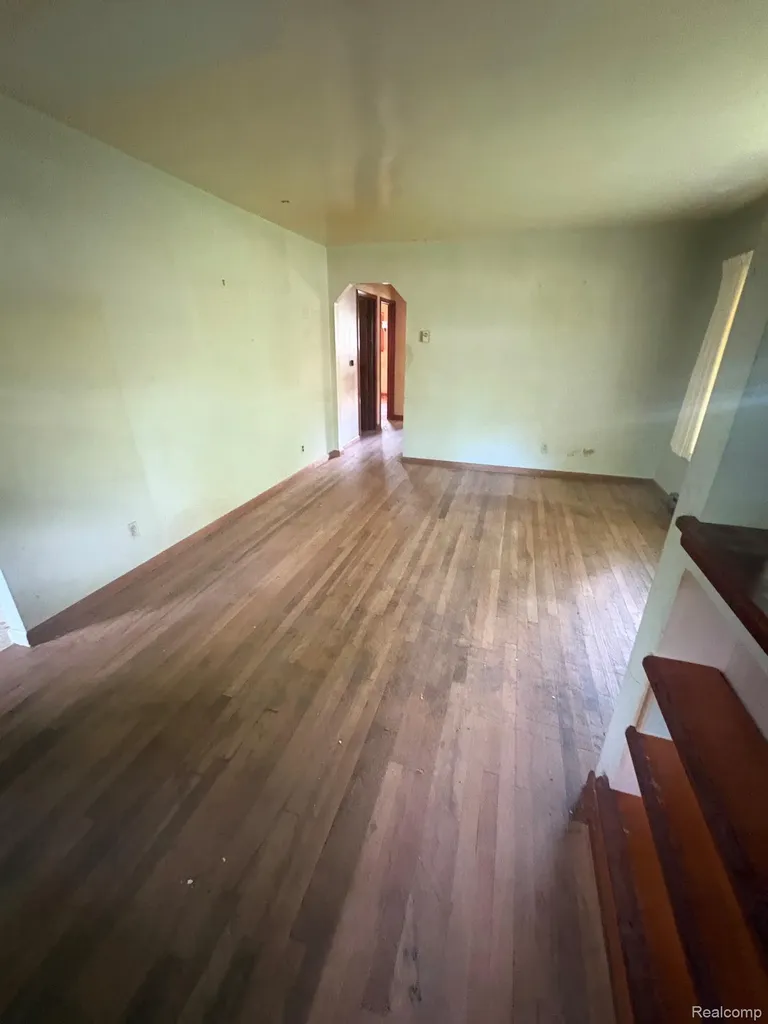 23301 Harrellson Street Macomb Township MI 48042
