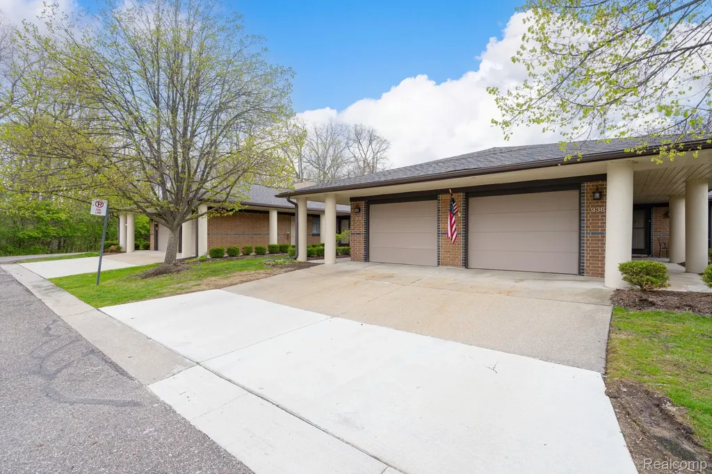 936 Wexford Way Rochester Hills City MI 48307