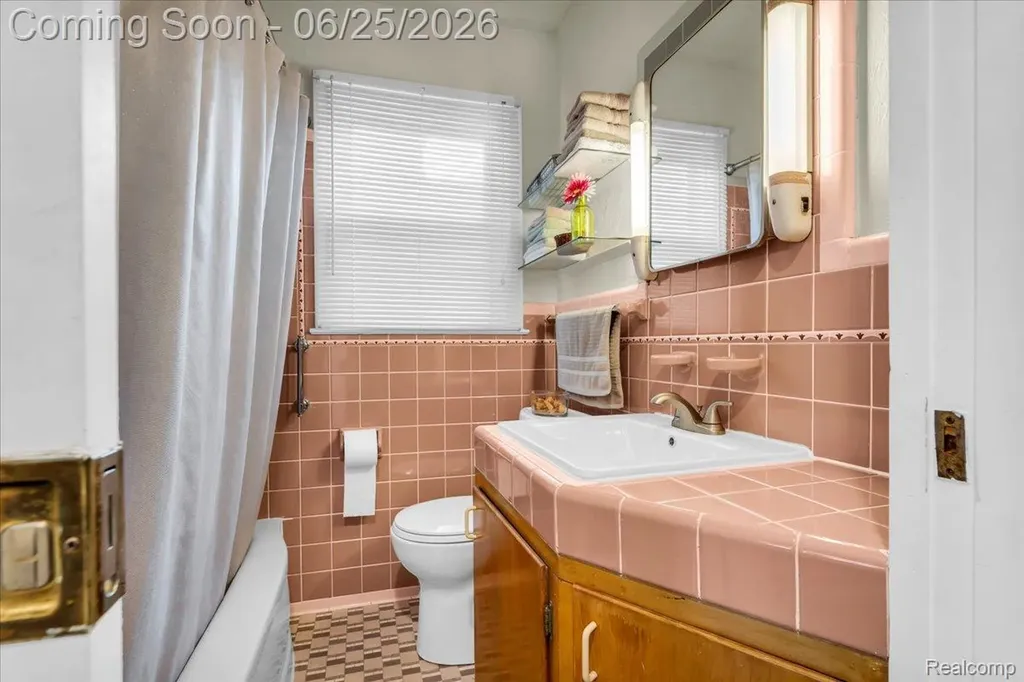 9905 Dixie Highway Ira Township MI 48023