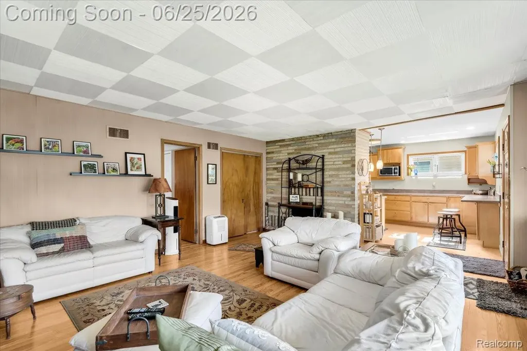 9905 Dixie Highway Ira Township MI 48023