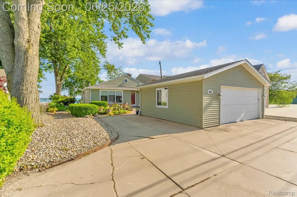 9905 Dixie Highway Ira Township MI 48023