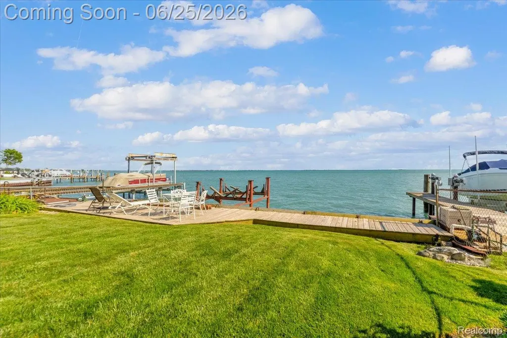 9905 Dixie Highway Ira Township MI 48023