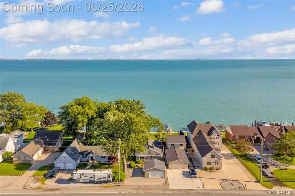9905 Dixie Highway Ira Township MI 48023