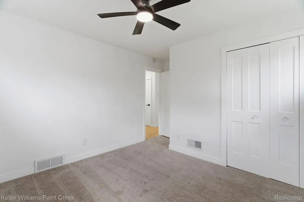 19809 Shady Lane Avenue St. Clair Shores City MI 48080