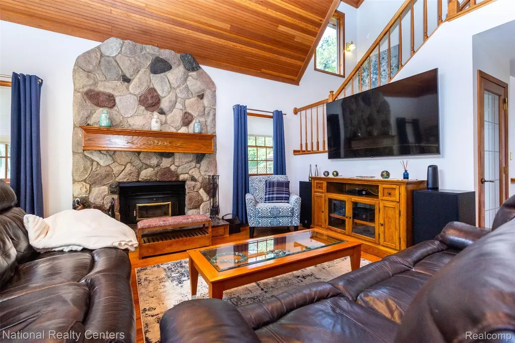 8706 Buckland Drive Northfield Township MI 48178