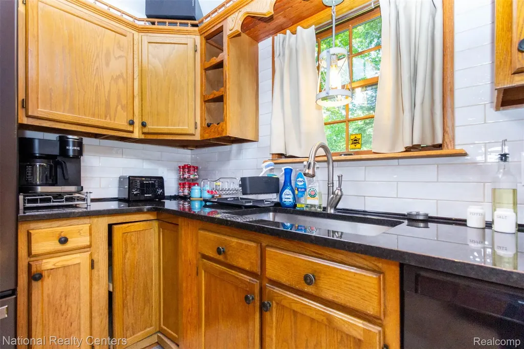 8706 Buckland Drive Northfield Township MI 48178