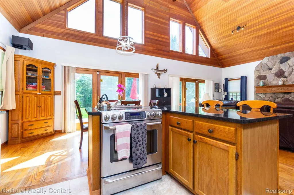 8706 Buckland Drive Northfield Township MI 48178