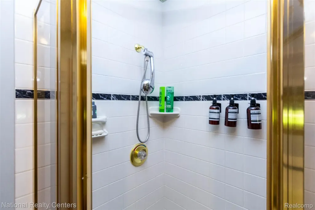 8706 Buckland Drive Northfield Township MI 48178