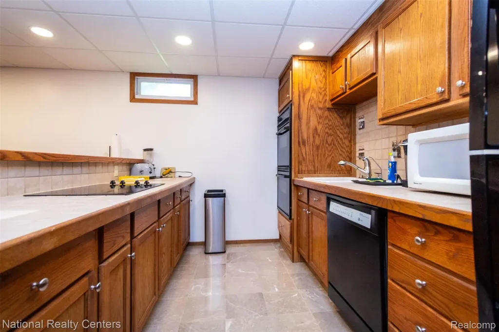 8706 Buckland Drive Northfield Township MI 48178