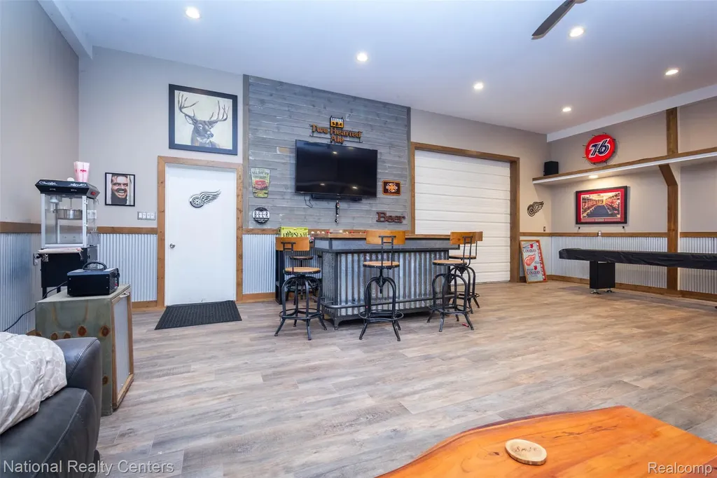 8706 Buckland Drive Northfield Township MI 48178