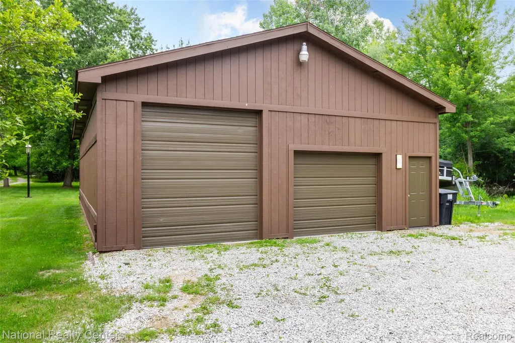 8706 Buckland Drive Northfield Township MI 48178