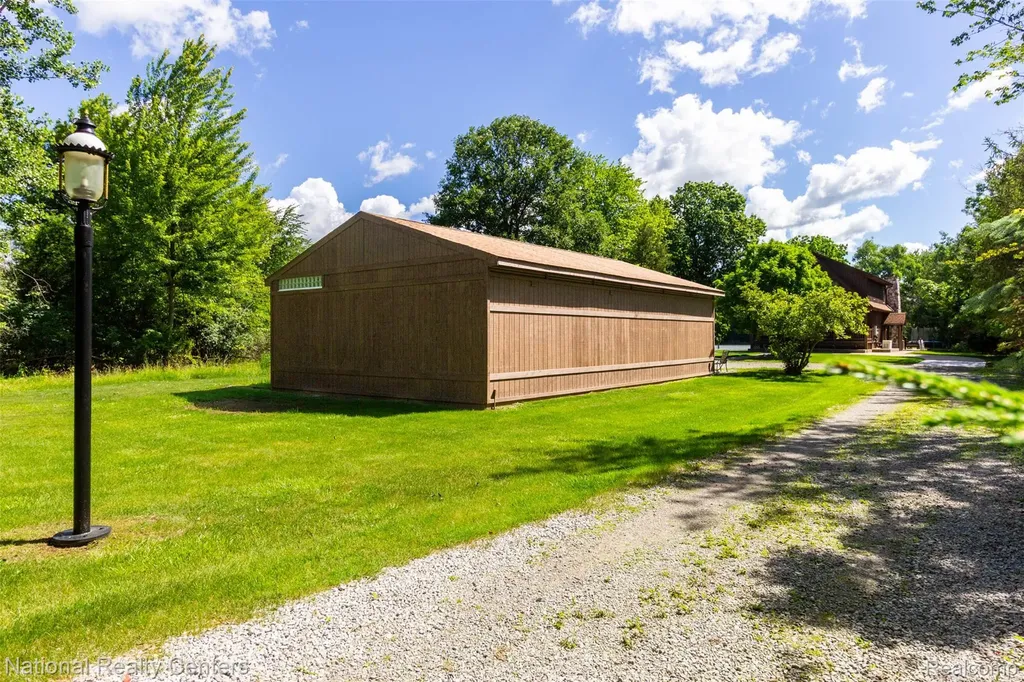 8706 Buckland Drive Northfield Township MI 48178