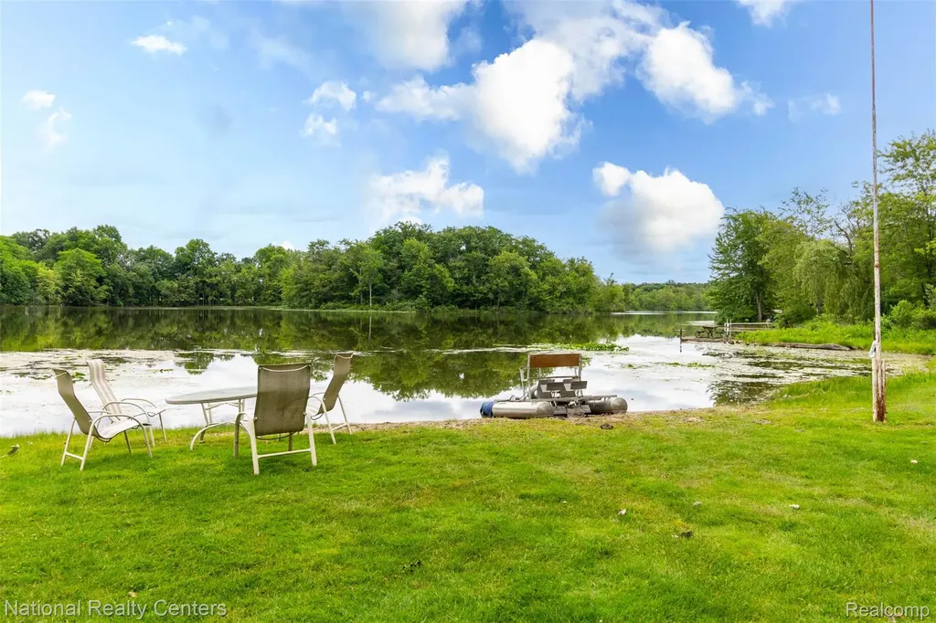 8706 Buckland Drive Northfield Township MI 48178