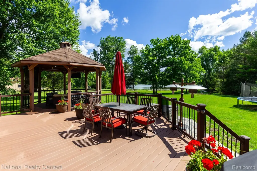 8706 Buckland Drive Northfield Township MI 48178
