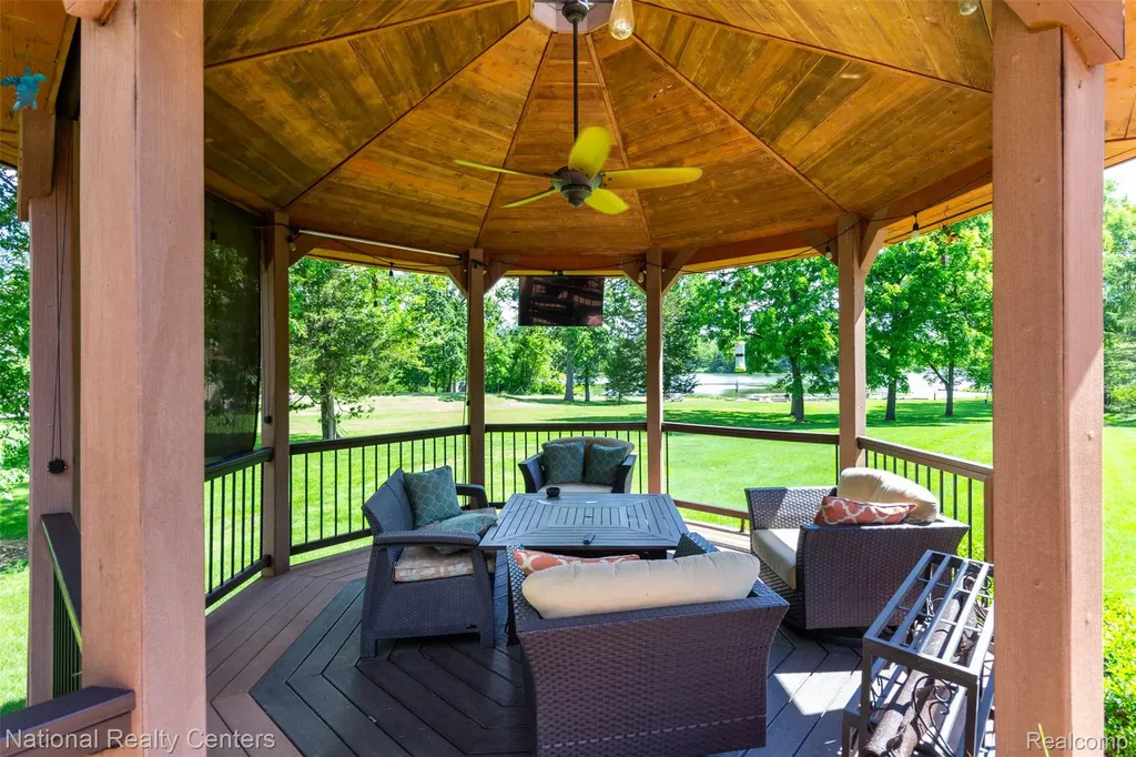 8706 Buckland Drive Northfield Township MI 48178