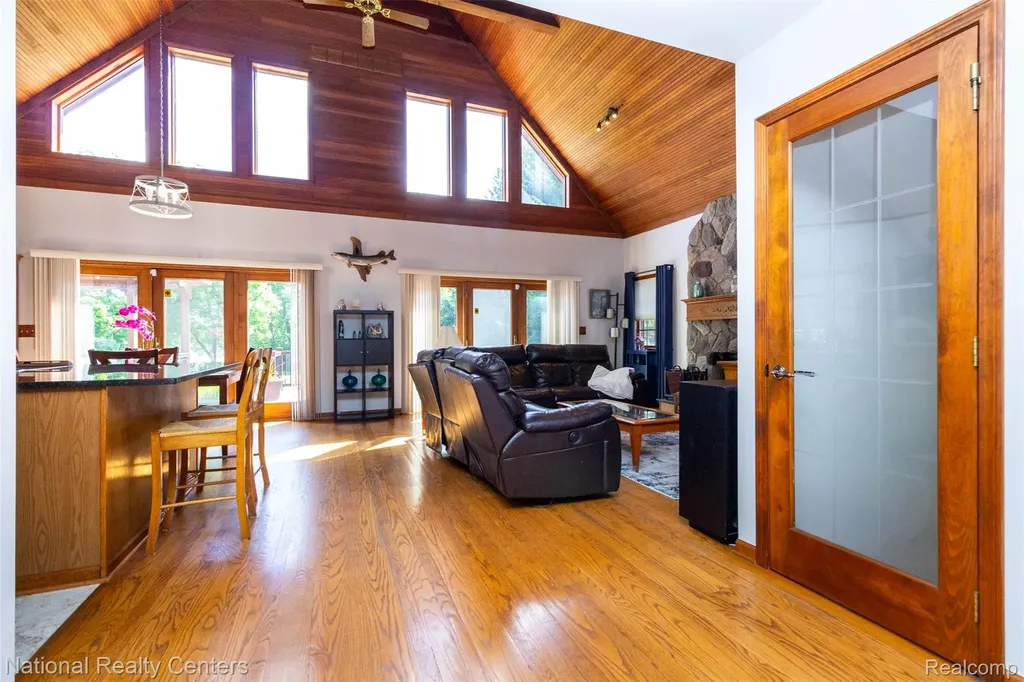 8706 Buckland Drive Northfield Township MI 48178