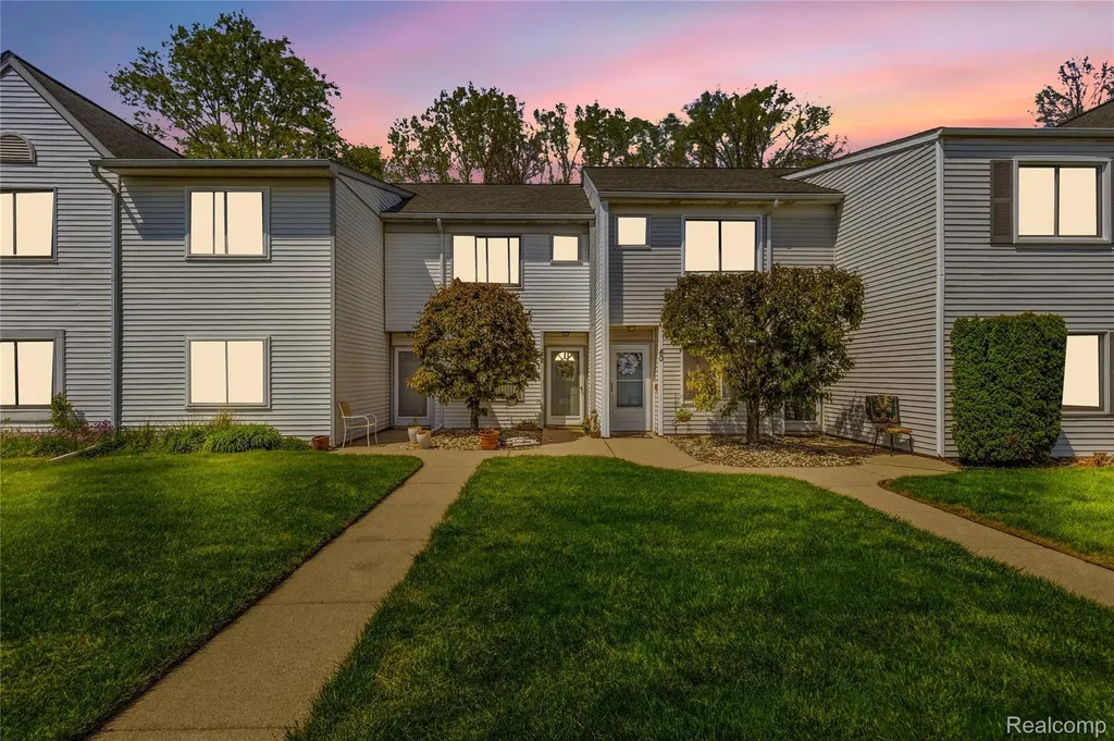42 Rosebud Lane Mt. Clemens City MI 48043