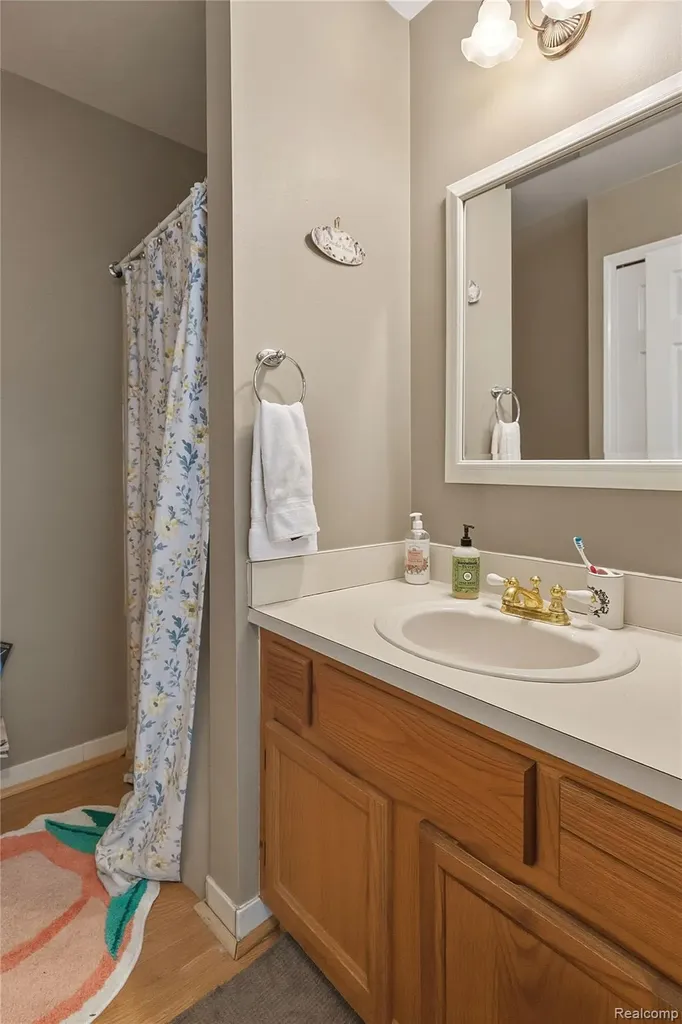 42 Rosebud Lane Mt. Clemens City MI 48043