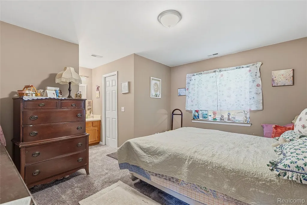 42 Rosebud Lane Mt. Clemens City MI 48043