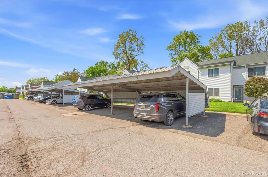 42 Rosebud Lane Mt. Clemens City MI 48043