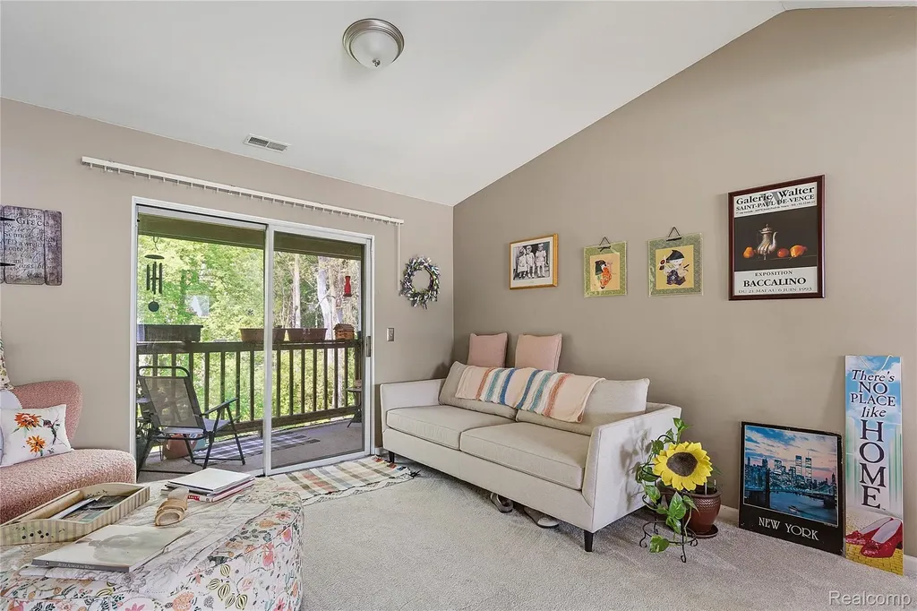 42 Rosebud Lane Mt. Clemens City MI 48043