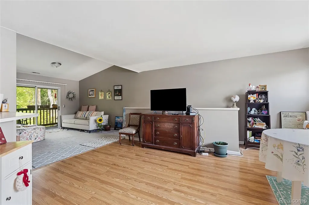 42 Rosebud Lane Mt. Clemens City MI 48043