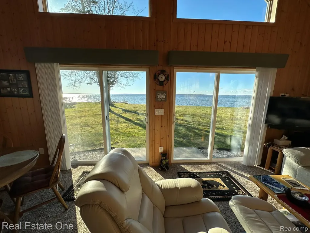 8175 E Houghton Lake Markey Township MI 48629