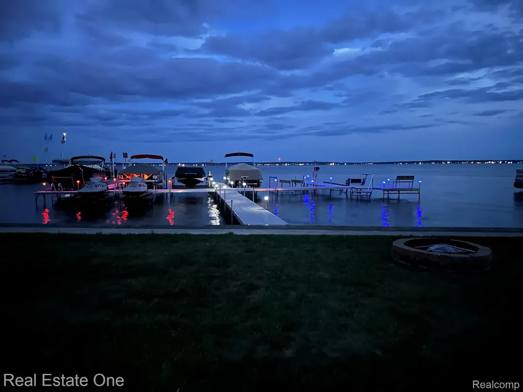 8175 E Houghton Lake Markey Township MI 48629