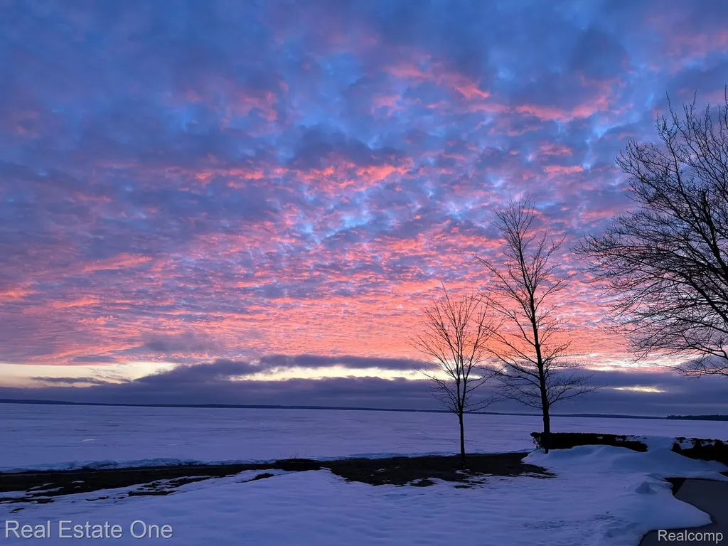 8175 E Houghton Lake Markey Township MI 48629