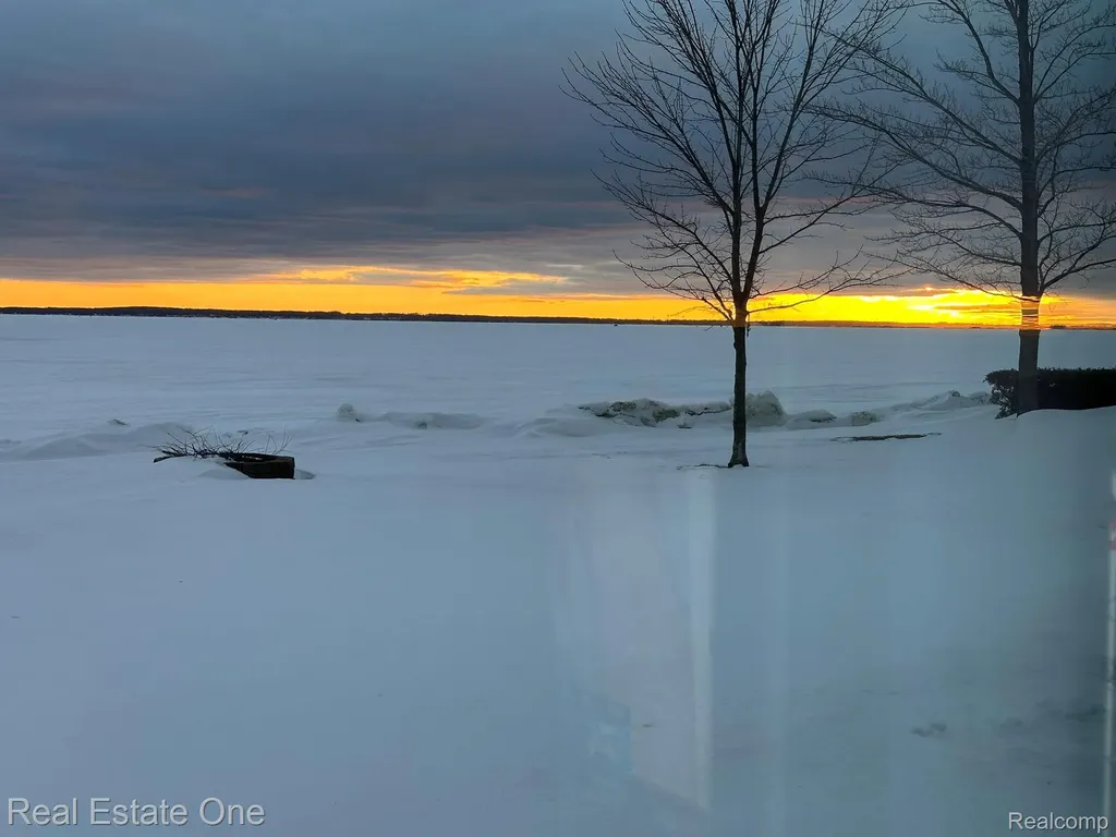 8175 E Houghton Lake Markey Township MI 48629