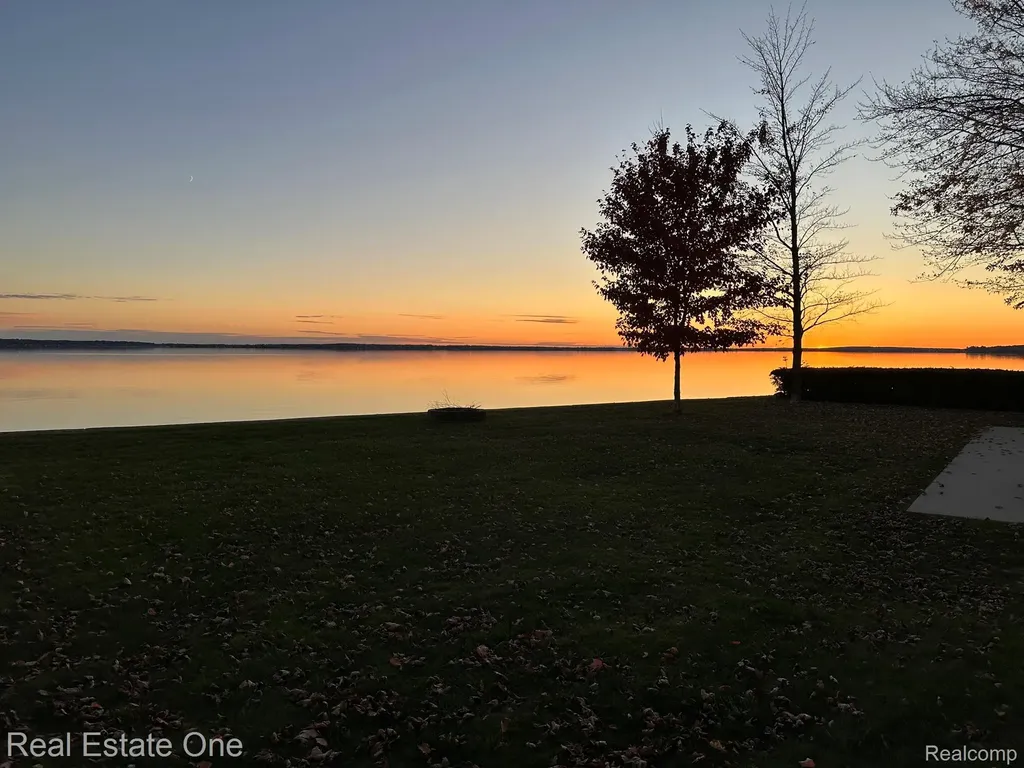 8175 E Houghton Lake Markey Township MI 48629