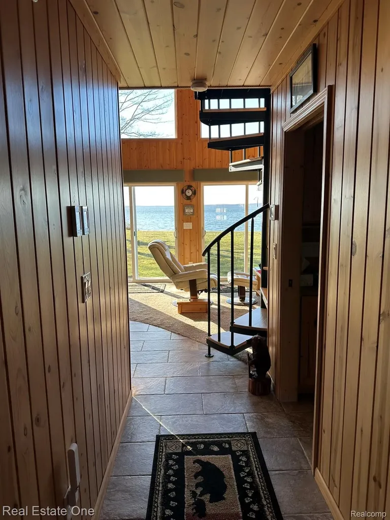 8175 E Houghton Lake Markey Township MI 48629