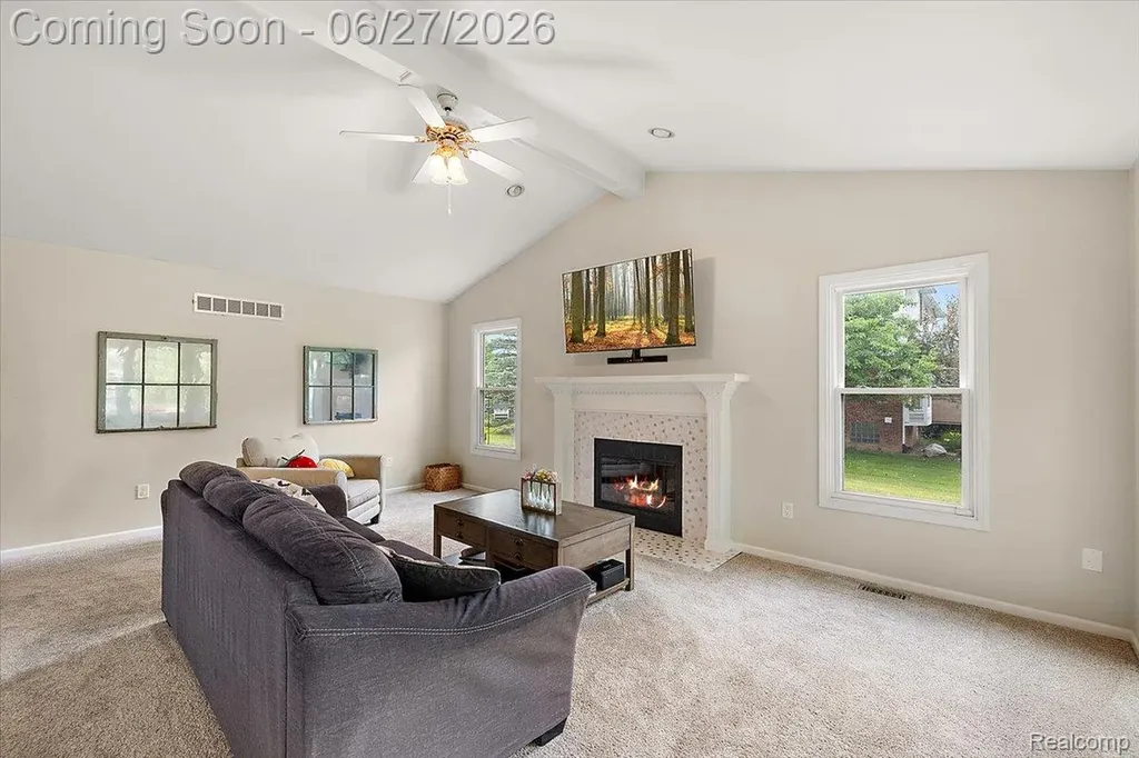 4193 Oak Tree Circle Oakland Charter Township MI 48306