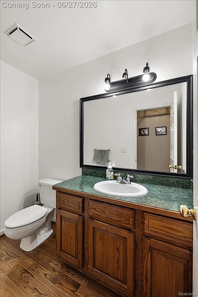 4193 Oak Tree Circle Oakland Charter Township MI 48306