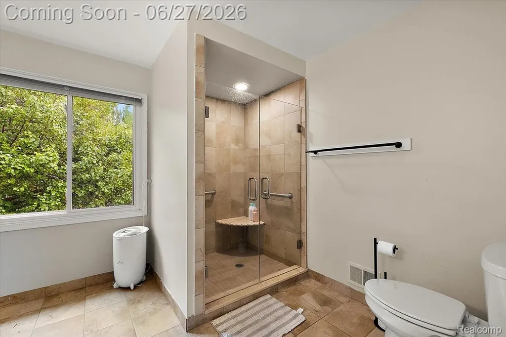 4193 Oak Tree Circle Oakland Charter Township MI 48306