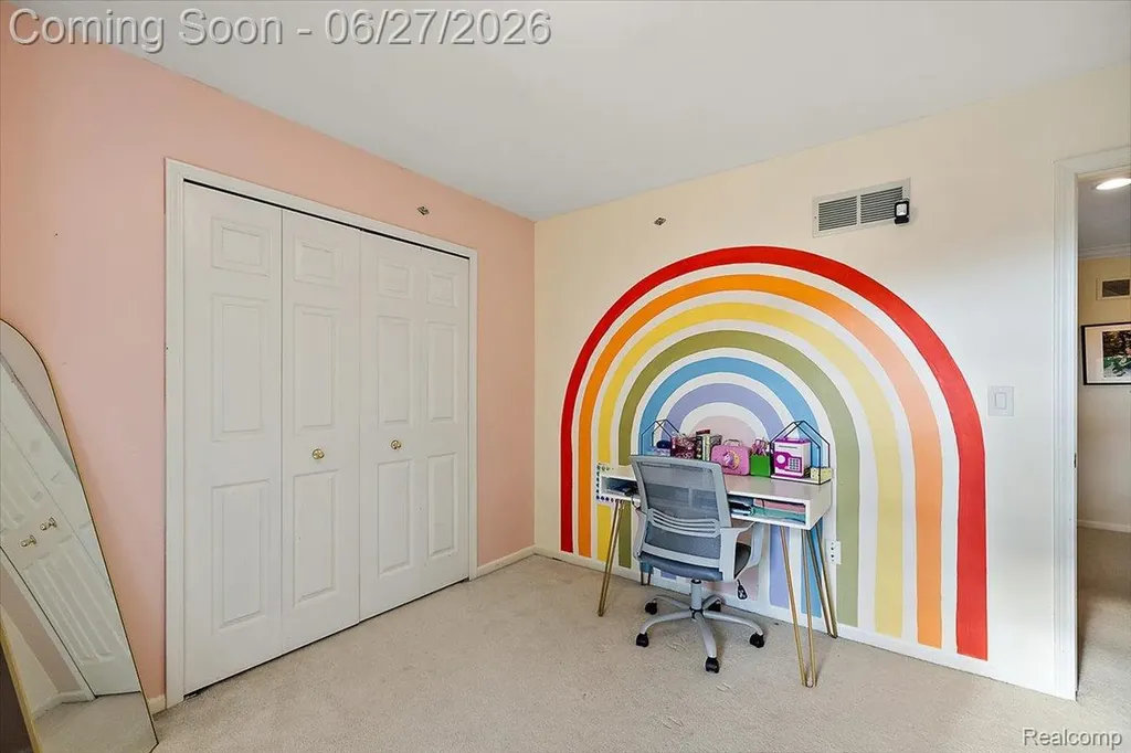 4193 Oak Tree Circle Oakland Charter Township MI 48306