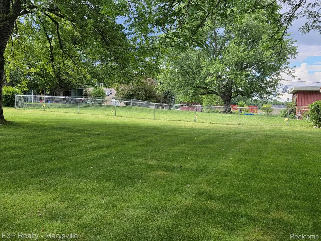 11232 Yale Road Yale City MI 48097