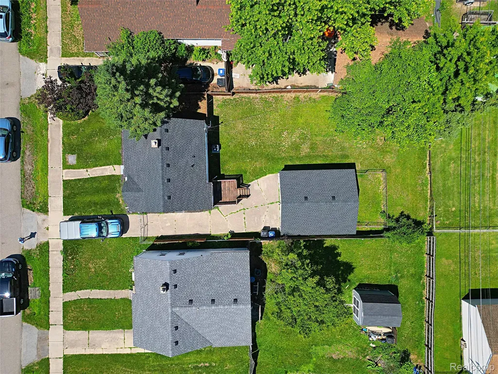 19192 Negaunee Redford Charter Township MI 48240