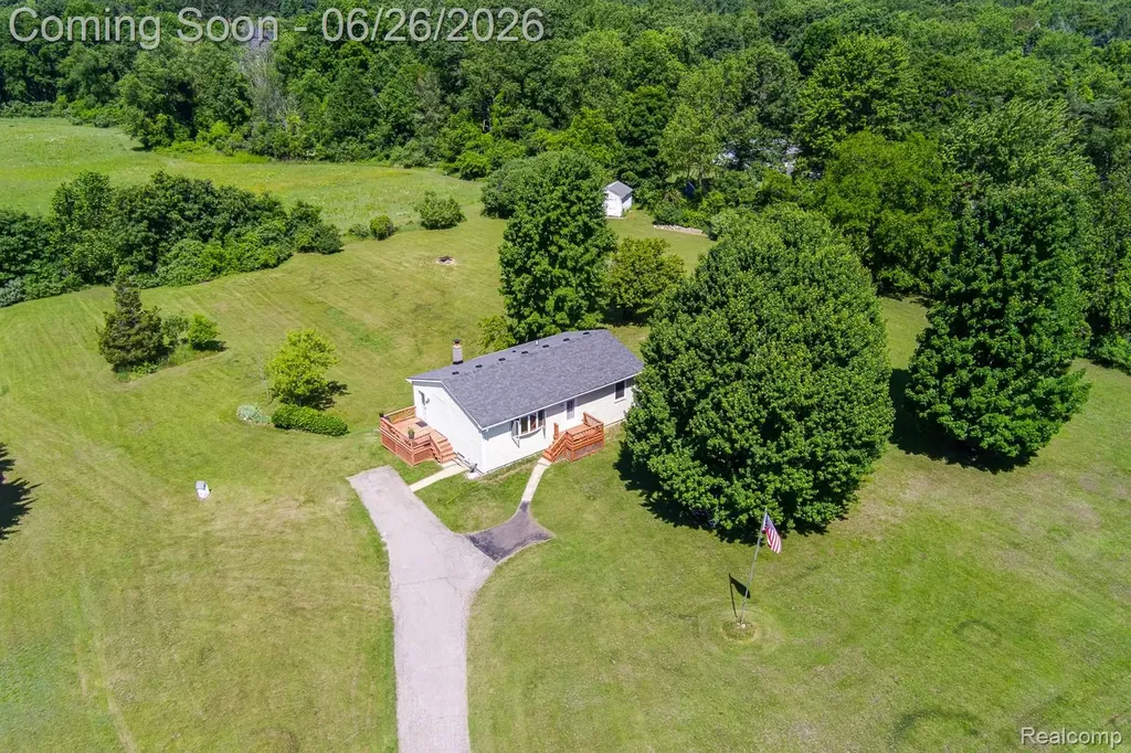 9635 Ortonville Road Independence Charter Township MI 48348