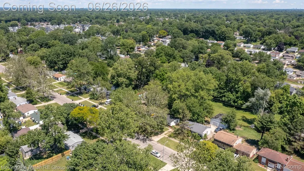 1705 S Carlson Street Westland City MI 48186