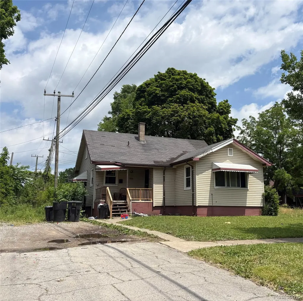 8680 Beechdale Street Detroit City MI 48204