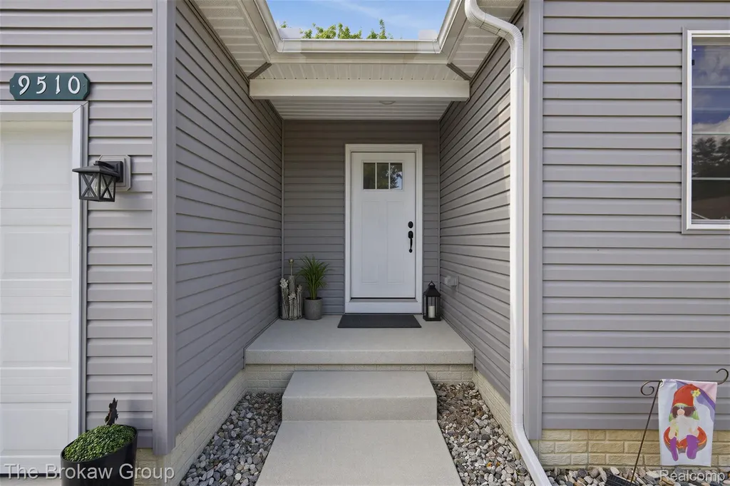 9510 Orchard Lake Drive Richfield Township MI 48423