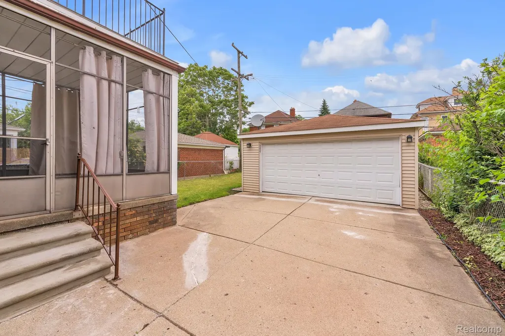 7258 Theisen Street Dearborn City MI 48126