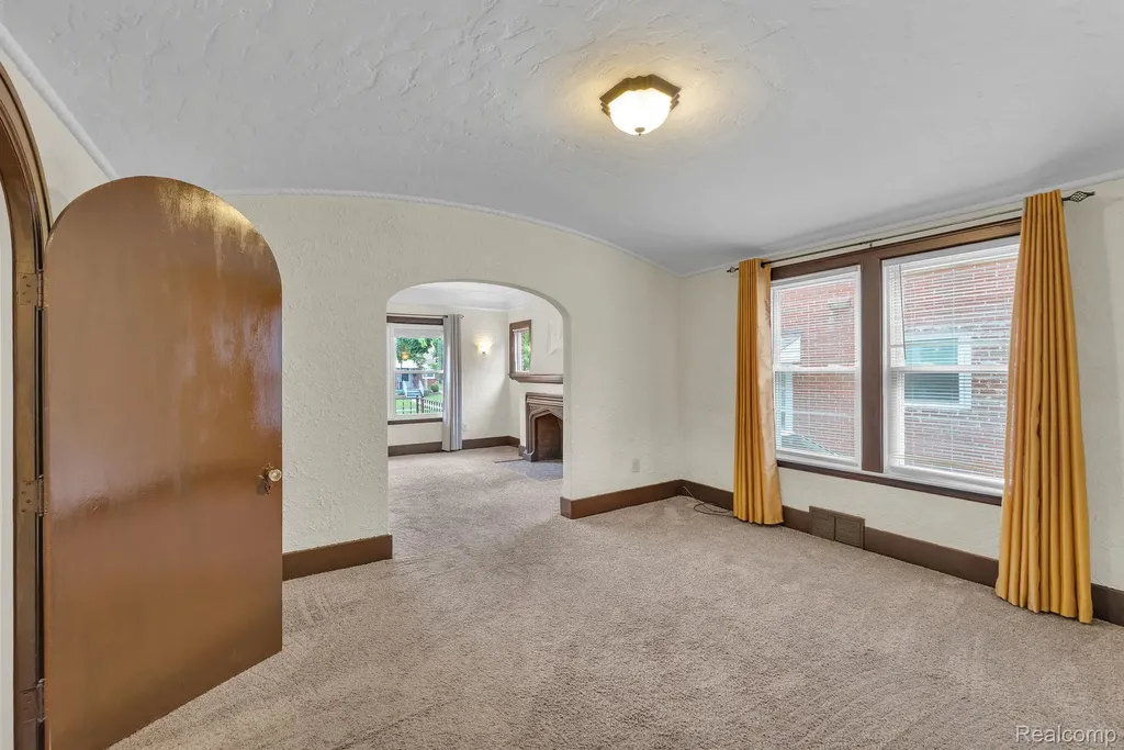 7258 Theisen Street Dearborn City MI 48126